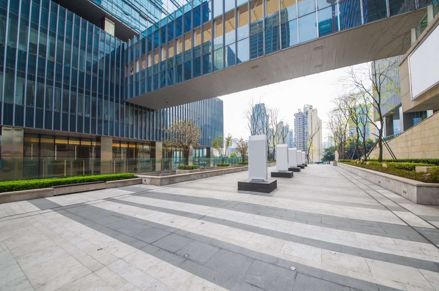 Common Reasons of Concrete Floor Damage in Commercial Buildings