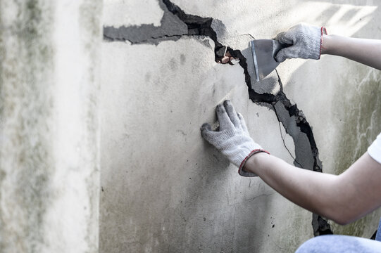 How Damaged Concrete Can Affect Building Appearance and Operations
